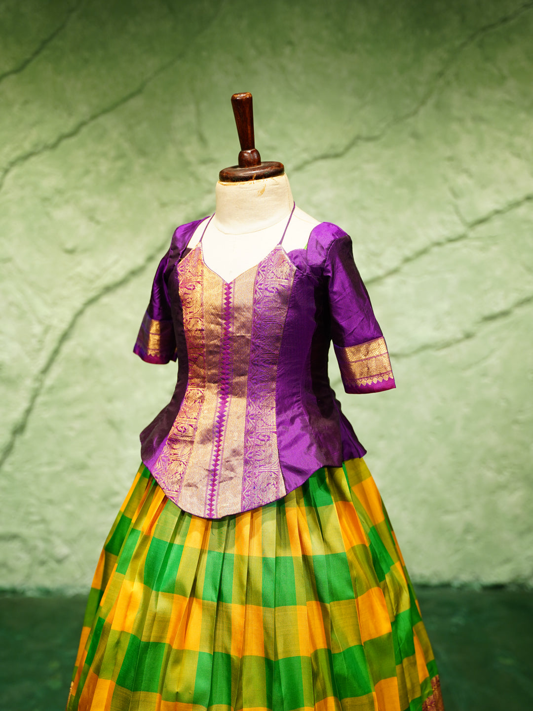 Emerald Royale Kanchipuram Pattu Pavadai