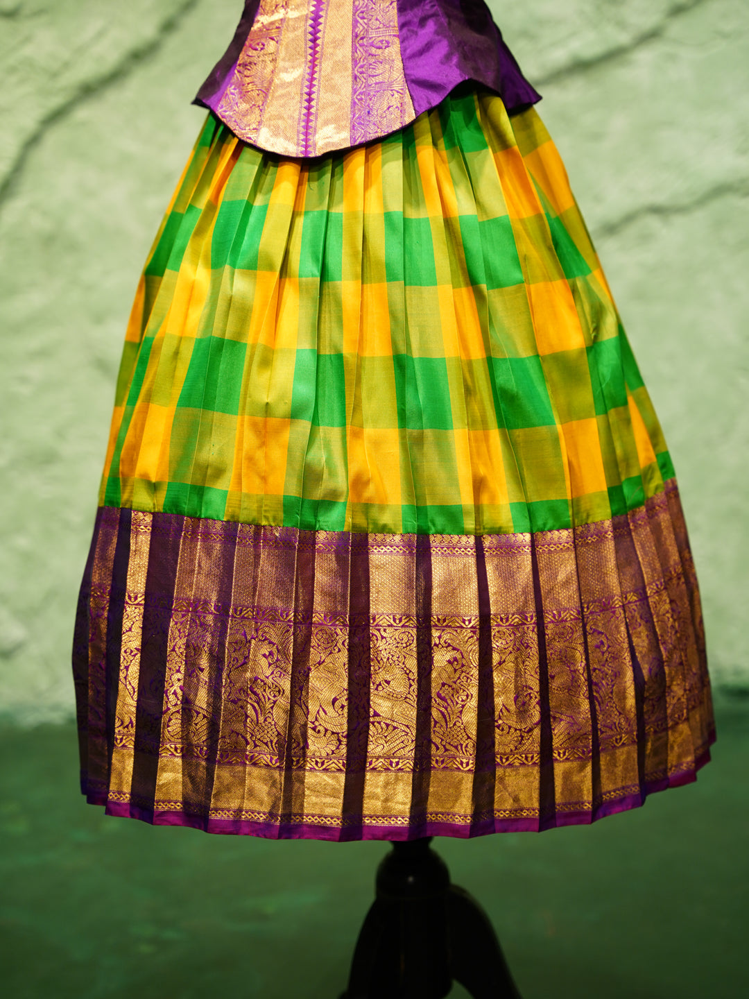Emerald Royale Kanchipuram Pattu Pavadai