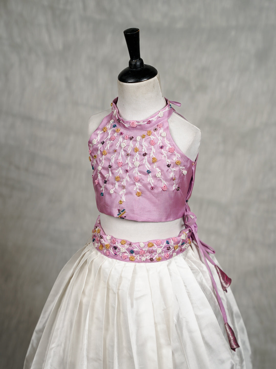 Lilac Mogra – Embroidered Pattu Pavadai for Girls
