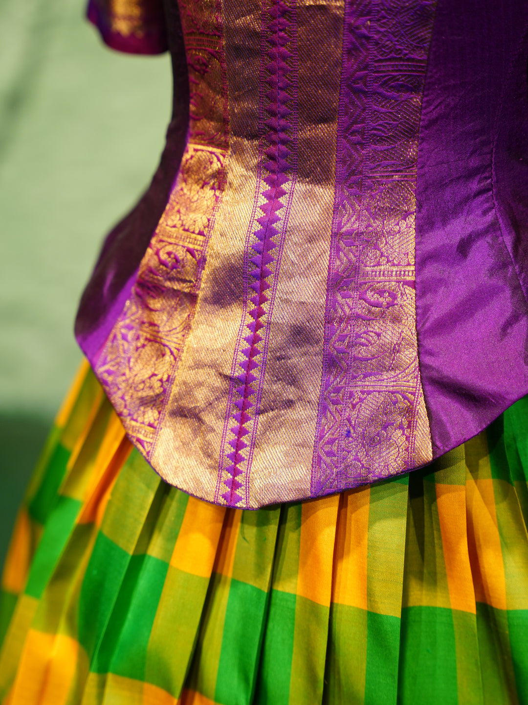 Emerald Royale Kanchipuram Pattu Pavadai