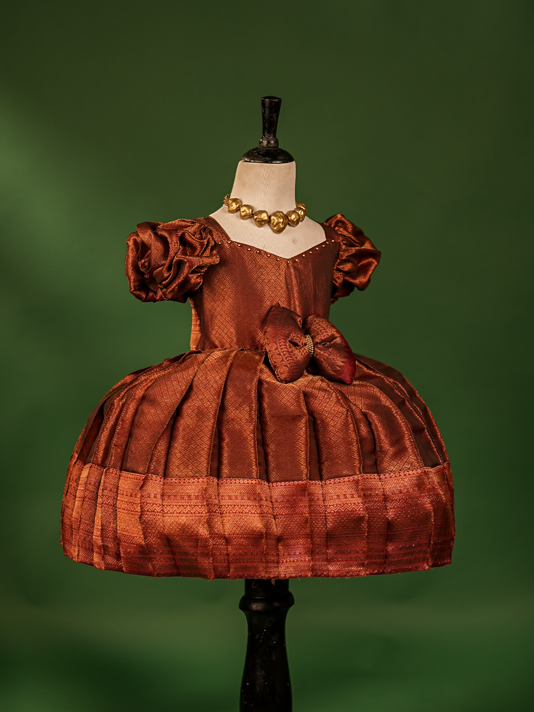 Royal Maroon Pure Kanchipuram Silk Gown – Jacquard Weave & Gold Zari Border