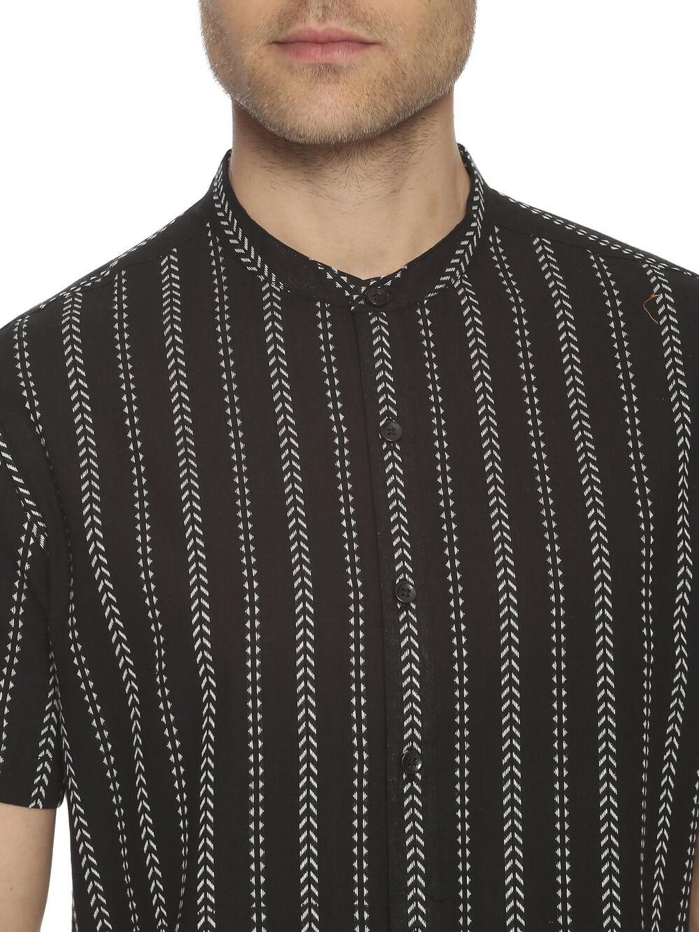 Handloom Woven Black Stripes Men Slim Fit Half Sleeve Shirt WeaversKnot