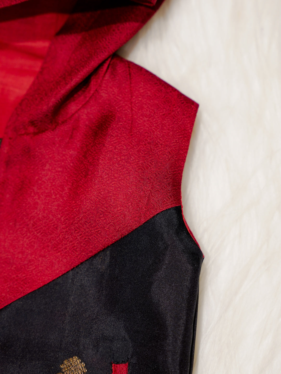 Red Newborn Unisex Hooded Jacket with Zari Motifs