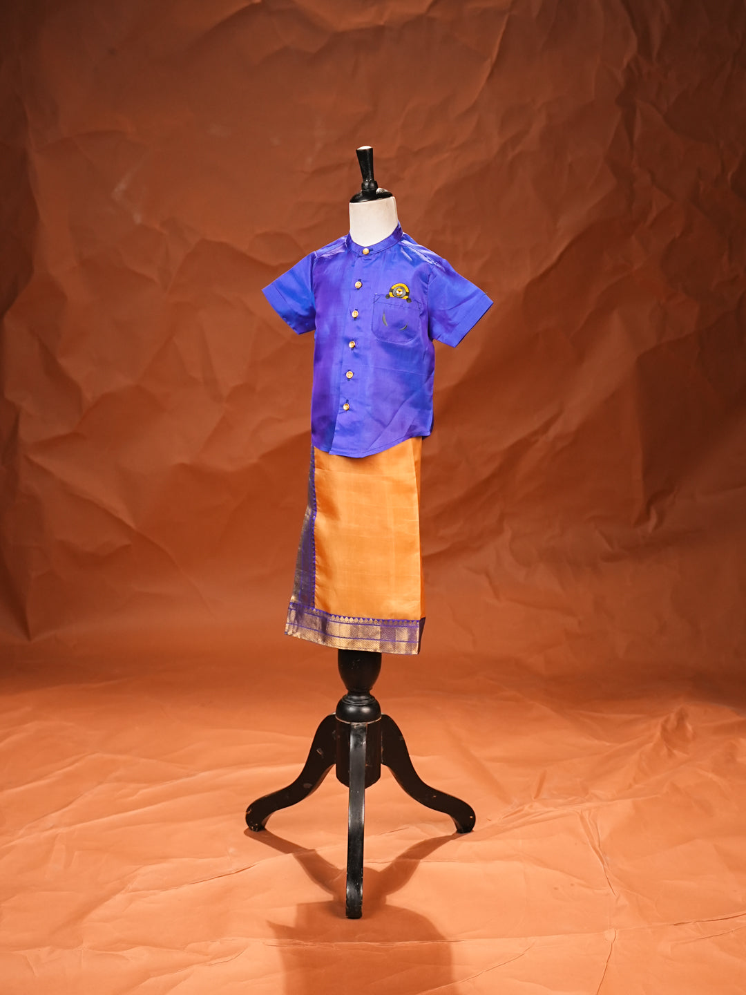 Royal Kashi – Silk Shirt & Dhoti Set