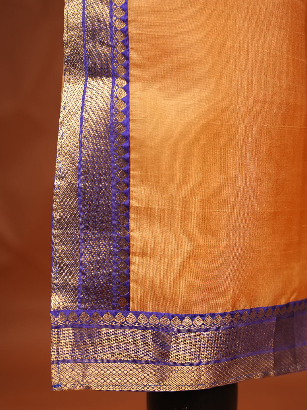 Royal Kashi – Silk Shirt & Dhoti Set