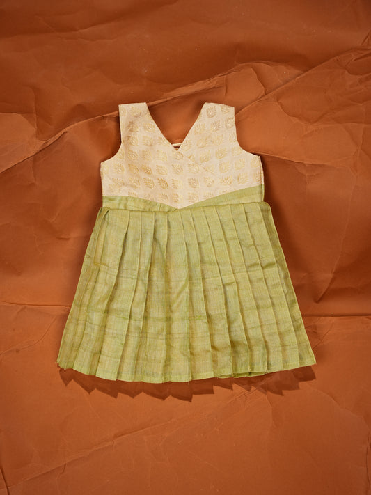 Lime Lush – Pleated Silk Gown (Newborn Edition)